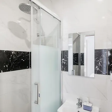 City Inn 4*