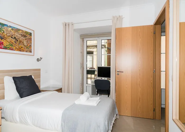 City Inn 4*